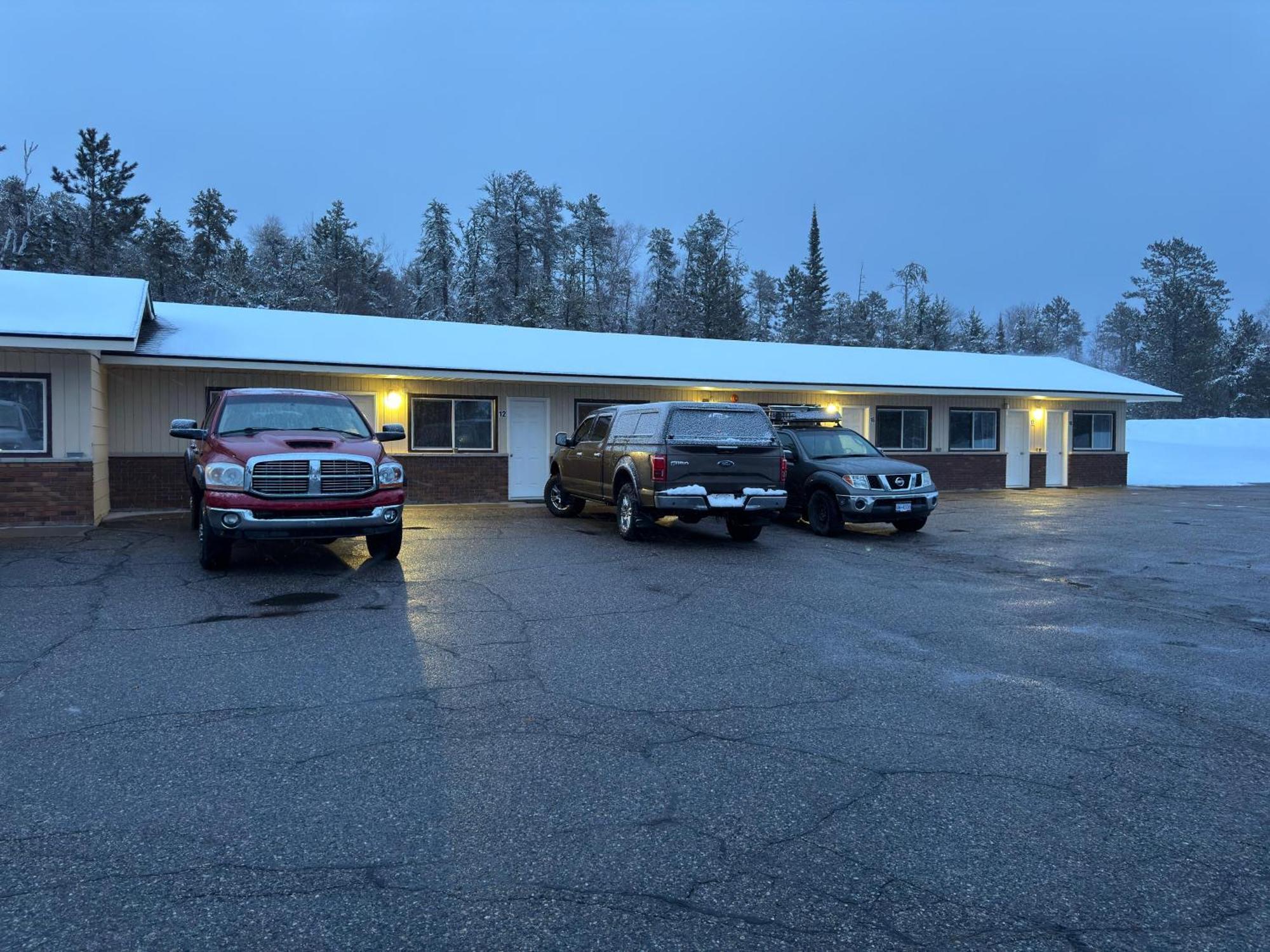 Northside Motel Vermilion Bay Eksteriør billede